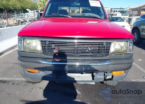 1996 Mazda B4000 Cab Plus z USA, uszkodzony, nr VIN 4F4DR17X2TTM17310